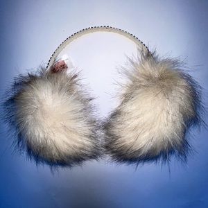 [SOLD] juicy couture diamond fur earmuffs
